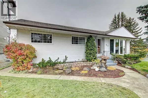 71 Cromwell Avenue NW, Calgary, AB T2L0M6