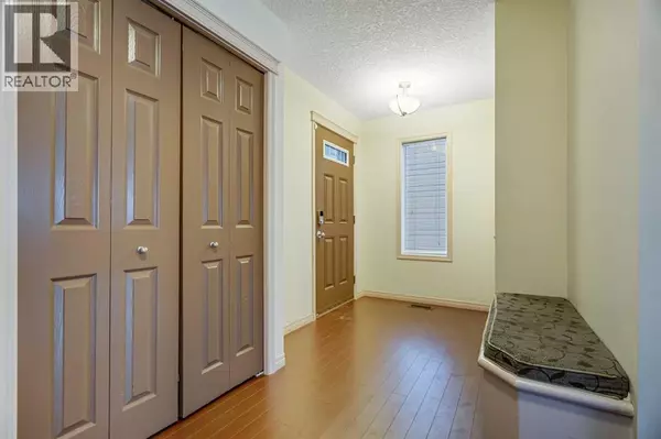 Okotoks, AB T1S0H6,113 Cimarron Grove Close