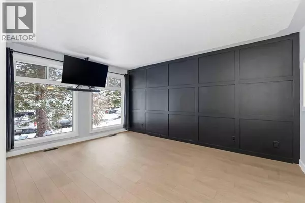 Calgary, AB T2W3H9,16 Cedarwood Rise SW