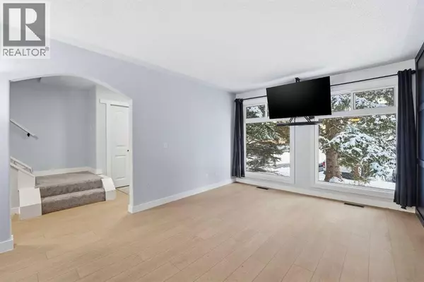 Calgary, AB T2W3H9,16 Cedarwood Rise SW