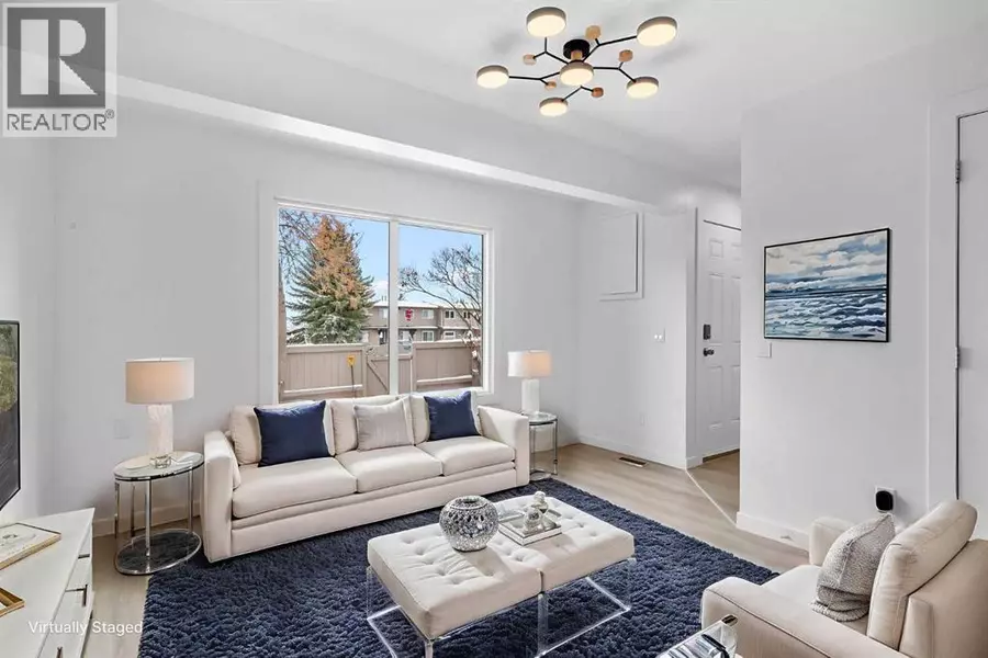 10, 1055 72 Avenue NW, Calgary, AB T2K5S4