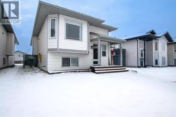 8825 65 Avenue, Grande Prairie, AB T8W2X5