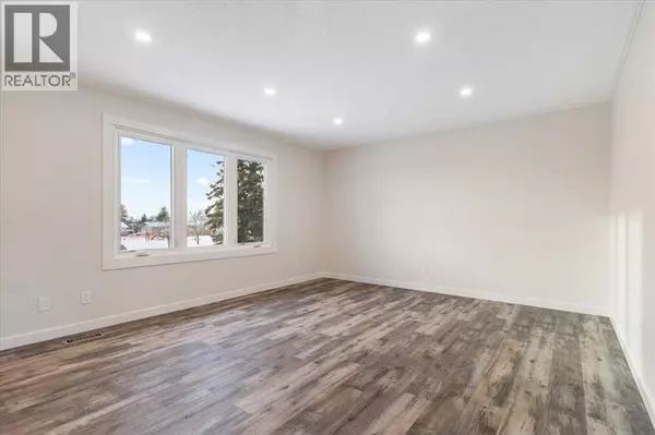 Grande Prairie, AB T8V3L6,9224 110 Avenue