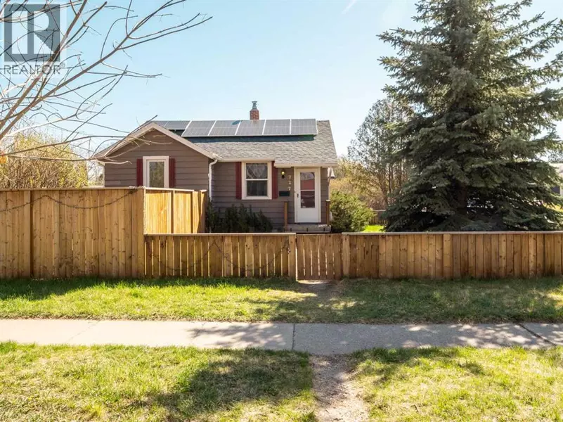 727 15 Street S, Lethbridge, AB T1J3A1