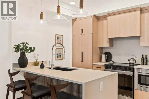 Calgary, AB T3B6P8,1204, 4270 Norford Avenue NW