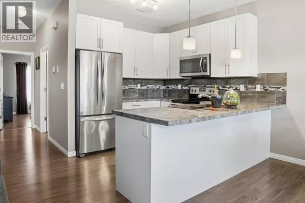 Penhold, AB T0M1R0,34 Hutton Place