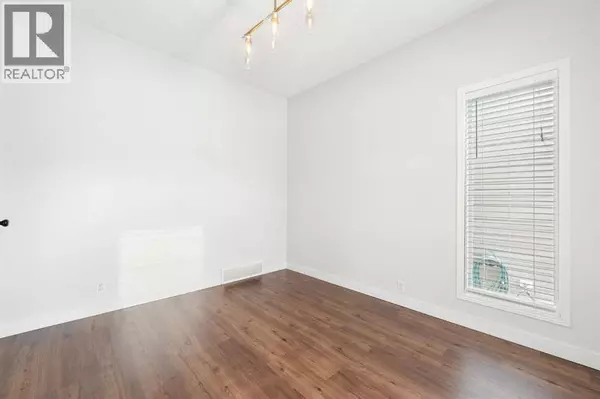 Calgary, AB T2A3W2,283 Prestwick Landing SE