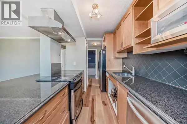 Calgary, AB T3C0X6,205, 1225 15 Avenue SW