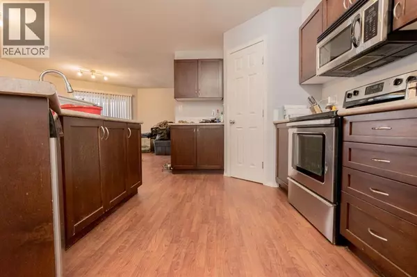 Grande Prairie, AB T8V7W5,#414, 11240 104 Avenue