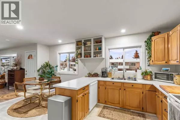 Grande Prairie, AB T8V4P4,11856 96 Street