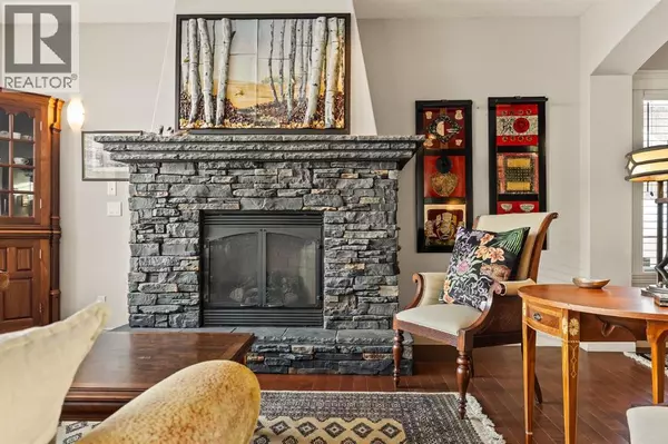 Calgary, AB T3H5T6,353 Discovery Ridge Boulevard SW