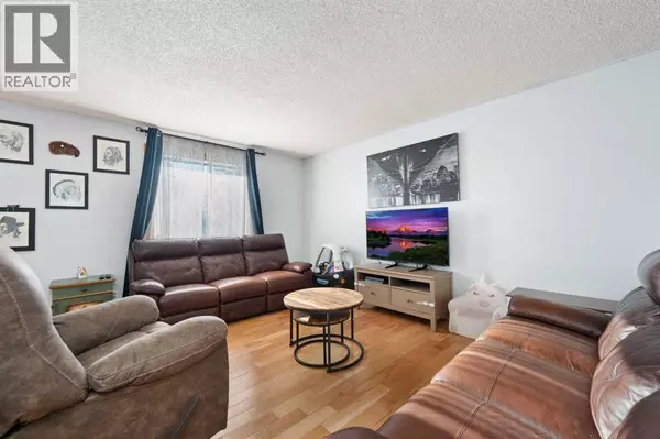 Strathmore, AB T1P1G3,24 Brentwood Drive