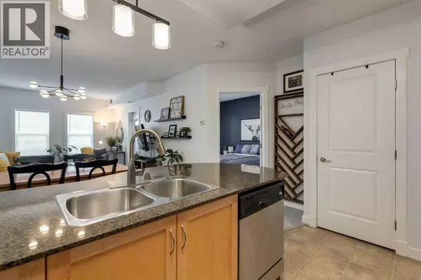 Calgary, AB T2J7J1,1406, 11811 Lake Fraser Drive SE