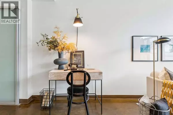 Calgary, AB T2R0W8,411, 135 13 Avenue SW