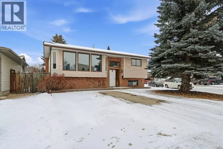 56 Marion Crescent, Red Deer, AB T4R1N2