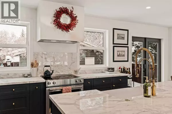 Calgary, AB T3A1X9,212 Vantage Place NW