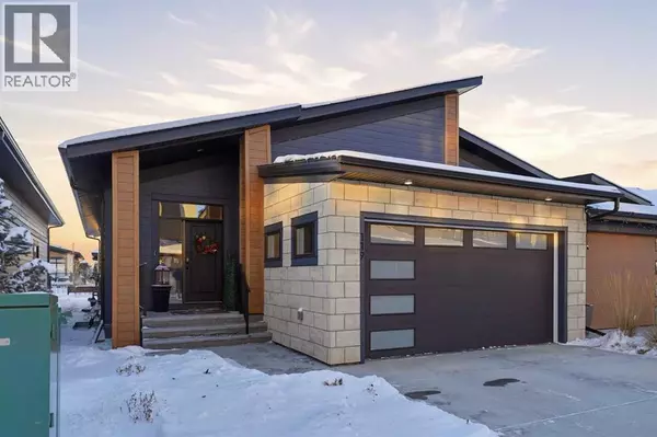 Calgary, AB T3M3P4,119 Marina Cove SE