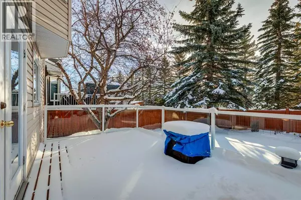 Calgary, AB T3H2S7,132 Straddock Crescent SW