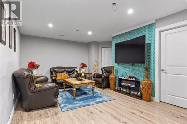 Calgary, AB T2Y0E6,337 Bridleridge View SW