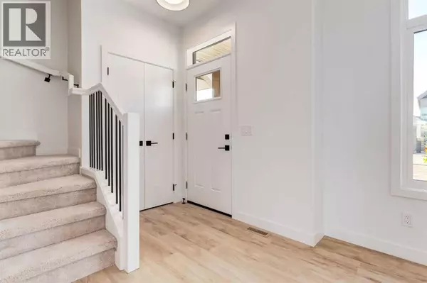 Okotoks, AB T1S4Z5,201 Tillotson Drive