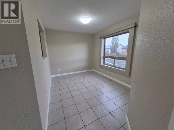 Lethbridge, AB T1K7X7,A, 467 Blackfoot Manor W