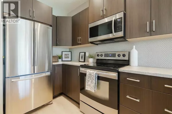 Cochrane, AB T4C0V2,271 River Heights Crescent