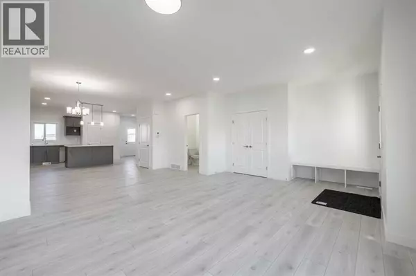 Cochrane, AB T4C2M3,19 Appaloosa Way