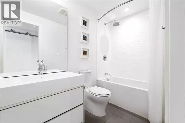 Calgary, AB T2G1B7,420, 63 Inglewood Park SE