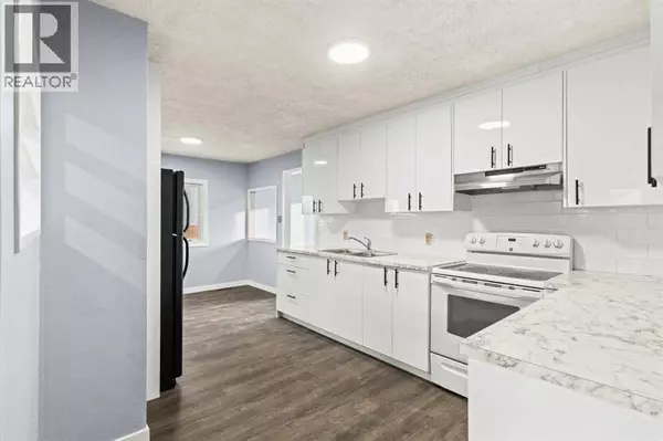 Calgary, AB T3B1Z8,8531 47 Avenue NW