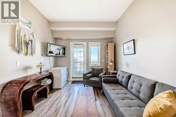 Calgary, AB T3M2W8,413, 20 Mahogany Mews SE