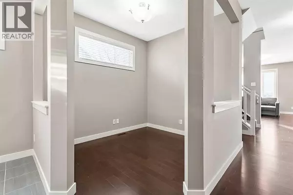 Okotoks, AB T1S0P1,90 Mount Rae Heights