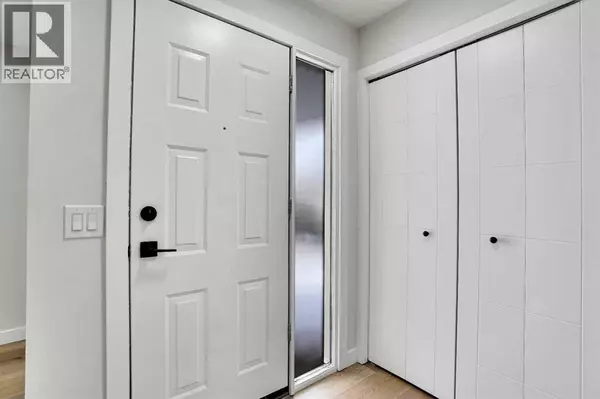 Calgary, AB T3J1V2,139 Castleglen Way NE