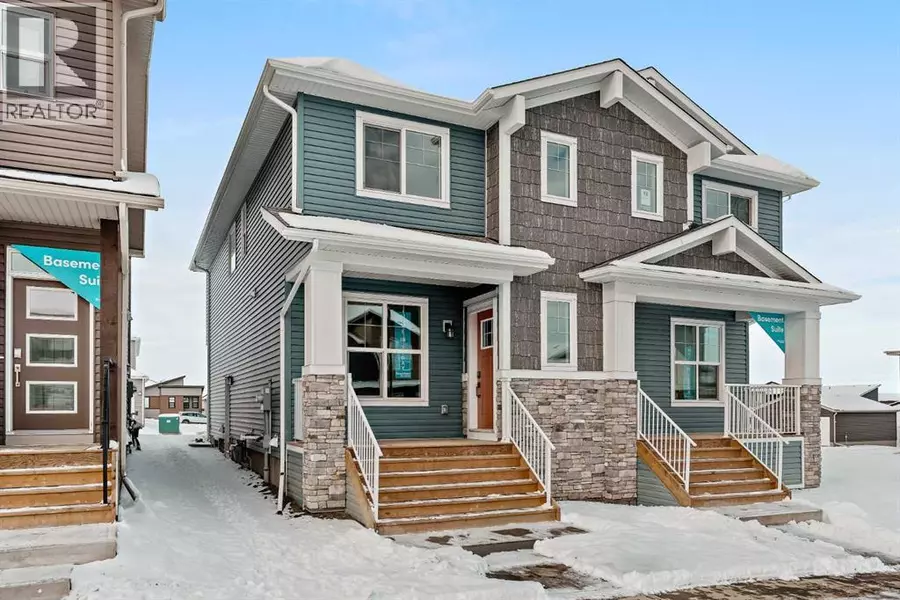 15 Herron Walk NE, Calgary, AB T3P2L2