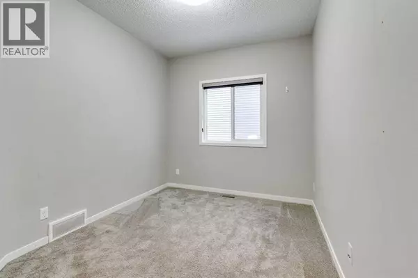 Calgary, AB T2Z0K2,2107 Brightoncrest Green SE