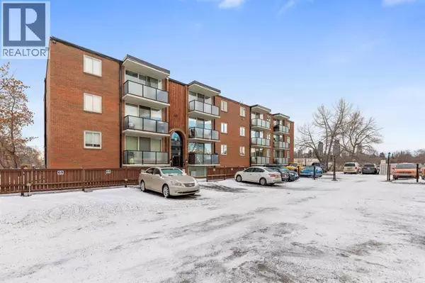 Calgary, AB T2N1Z3,212, 1411 7 Avenue NW