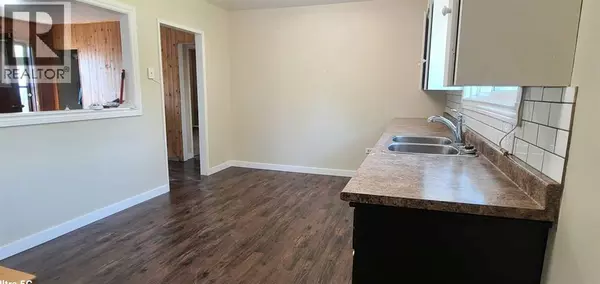 Sylvan Lake, AB T0M1Z0,5006 53 Street S