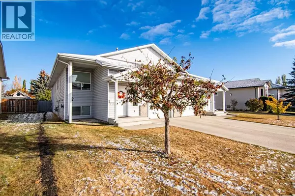 53 Duval Crescent, Red Deer, AB T4R2Y6