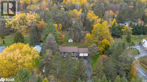 16 HILLVIEW Crescent, Midhurst, ON L9X1N4