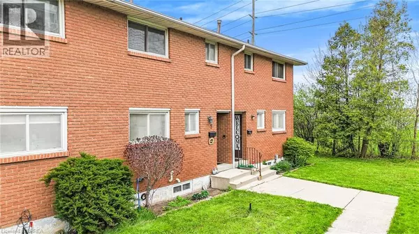 Hamilton, ON L8E1M6,161 BERKINDALE DR #5