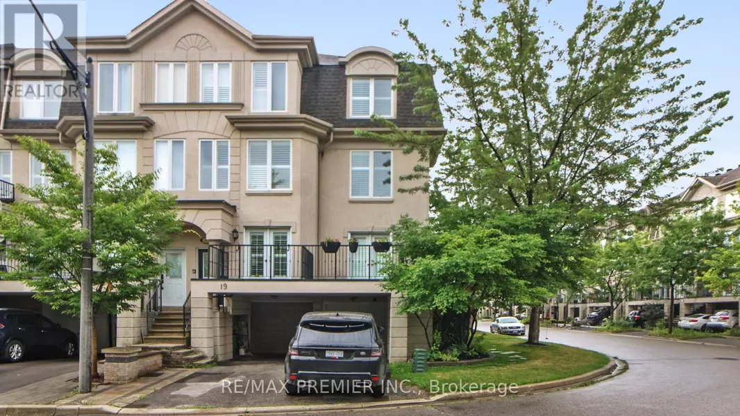 21 DAVID DUNLAP CIRCLE, Toronto (banbury-don Mills), ON M3C4B9