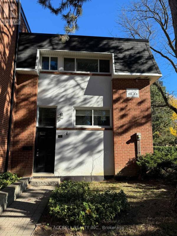 96 George Henry BLVD #38, Toronto (henry Farm), ON M2J1E7