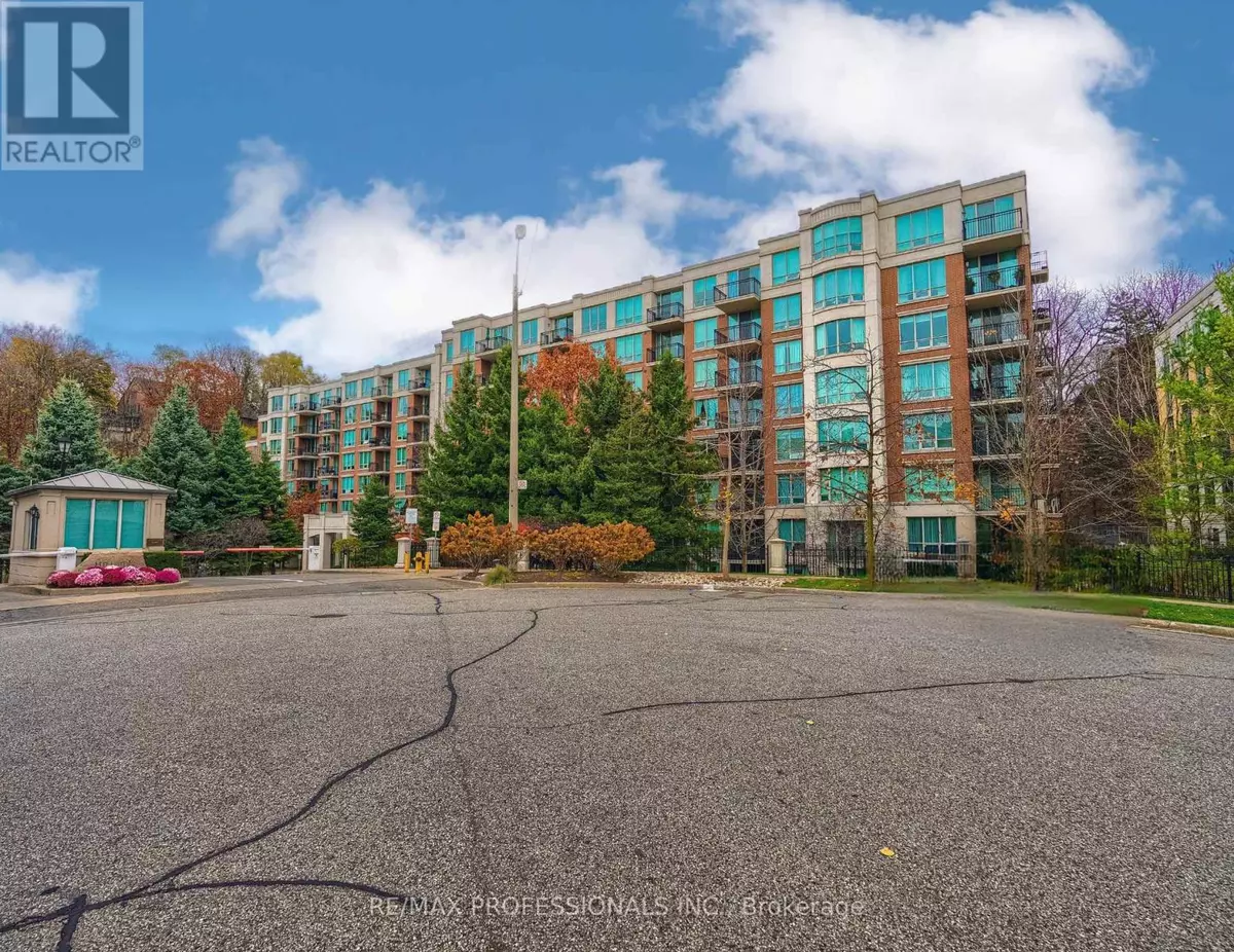 Toronto (st. Andrew-windfields), ON M2P2H2,38 William Carson CRES #104