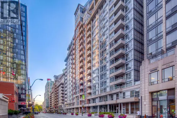 Toronto (waterfront Communities), ON M5V3P6,250 Wellington ST West #128