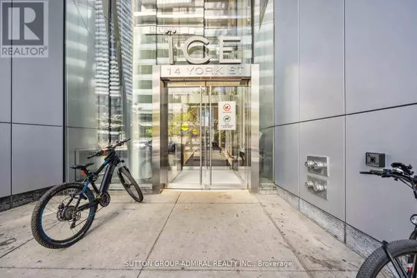 Toronto (waterfront Communities), ON M5J0B1,14 York ST #4704