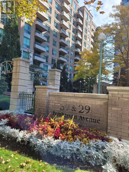 39 Pemberton AVE #702, Toronto (newtonbrook East), ON M2M4L6