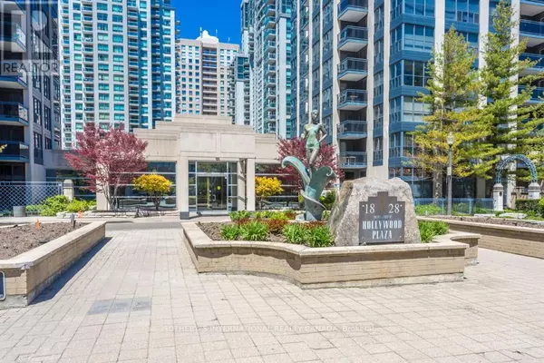 18 Hollywood AVE #401, Toronto (willowdale East), ON M2N6P5