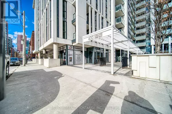 Toronto (moss Park), ON M5A4S3,400 Adelaide ST East #822