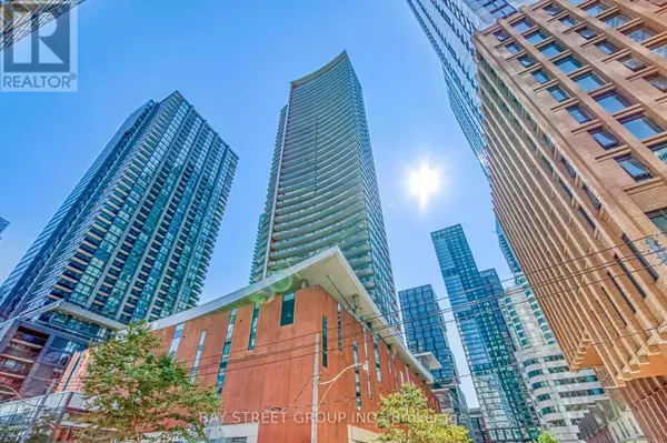 Toronto (waterfront Communities), ON M5V0B8,21 Widmer ST #704