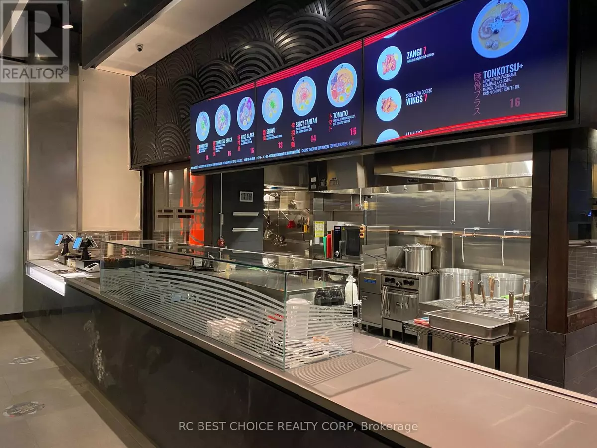 Toronto (bay Street Corridor), ON M5B2H1,220 Yonge ST #CRU F17