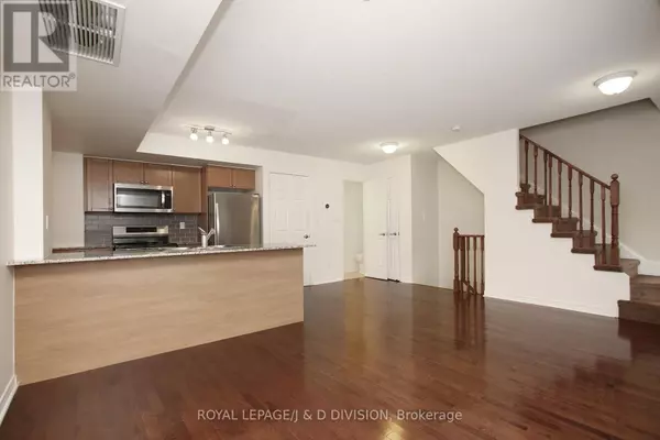 Toronto (dufferin Grove), ON M6P0A1,11 Ruttan ST #229